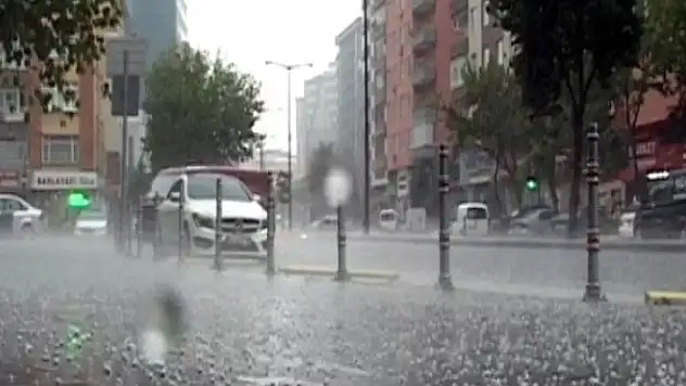 Konya'da yaşayanlar öğle saatlerine dikkat! Yağmur geliyor... 