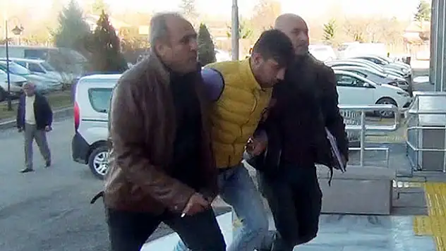 Konya'da yaşlı adamı gasp eden şahıs tutuklandı