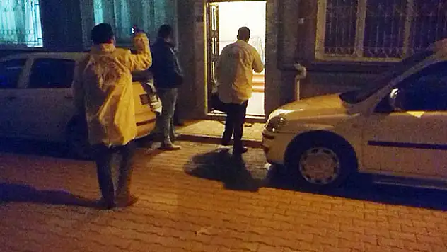 Konya'da yaşlı çift sobadan sızan gazdan zehirlenerek öldü