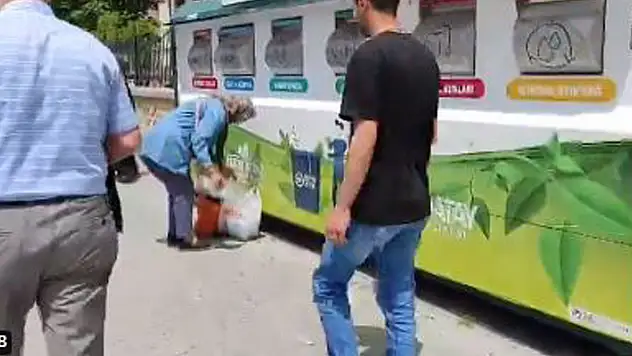 Konya'da yaşlı kadının 'geri dönüşüm' hassasiyeti vatandaşların takdirini topladı
