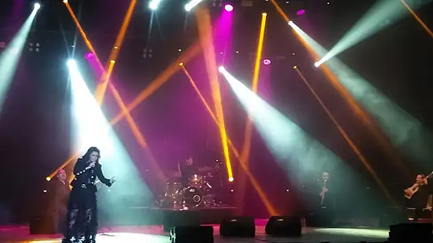 Konya'da Yasmin Levy rüzgarı esti