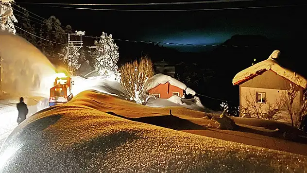 Konya'da yaylada mahsur kalan vatandaşlar kurtarıldı
