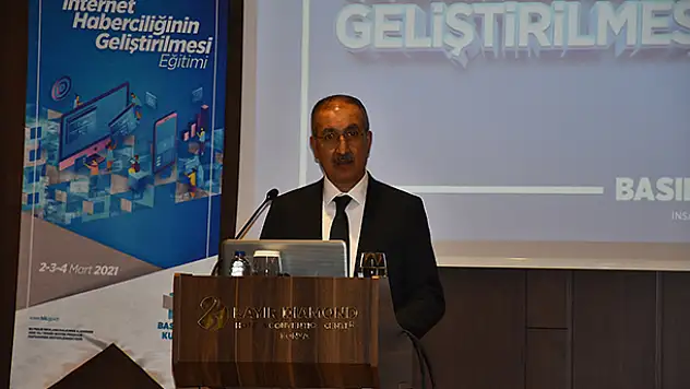Konya'da 'Yerel Basında İnternet Haberciliğinin Geliştirilmesi Eğitimi' sertifika töreni yapıldı