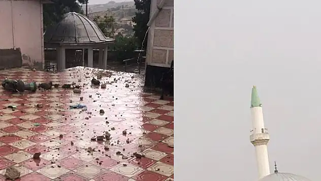 Konya'da yıldırım düşen minarenin alemi koptu
