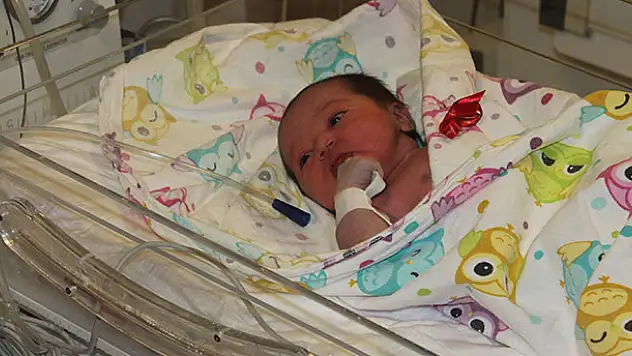 Konya'da yılın ilk bebeği  'Duran' bebek oldu