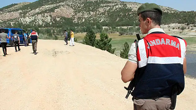 Konya'da yol kenarında başından vurulmuş erkek cesedi bulundu