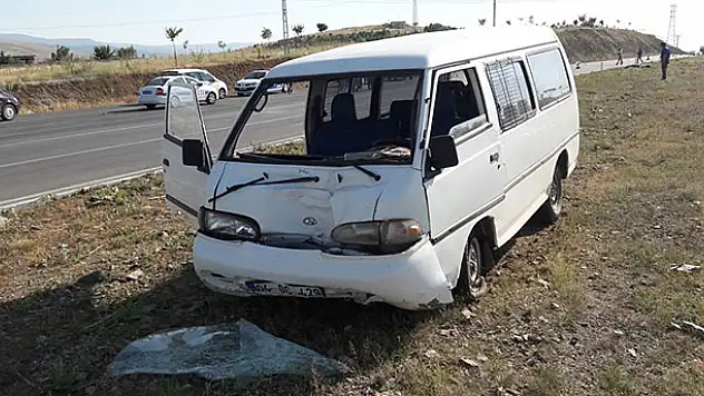 Konya'da yol kontrolü yapan polise araç çarptı: 1 şehit