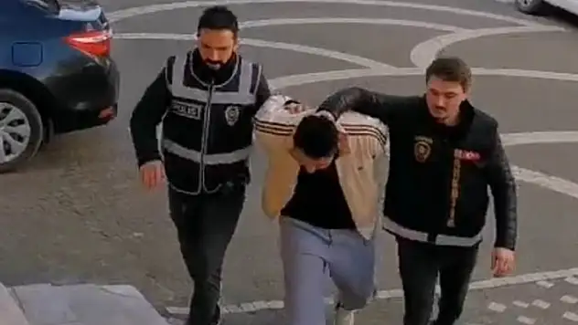 Konya'da yolcu otobüsünde uyuşturucuyla yakalanan yolcu tutuklandı
