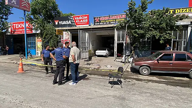 Konya'da yolda yürürken silahlı saldırıya uğrayan 2 arkadaş yaralandı
