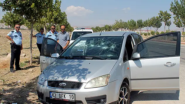 Konya'da yolu kesilen müteahhidin 200 bin lirası gasp edildi