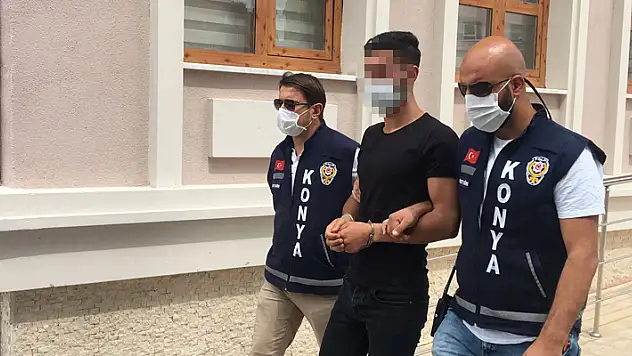 Konya'da yumrukladığı akrabası 22 gün sonra hayatını kaybedince  'kasten öldürmek'ten gözaltına alındı
