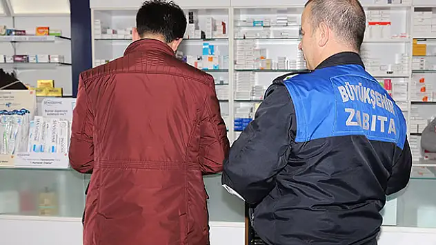 Konya'da zabıtanın koronavirüs denetimleri sürüyor
