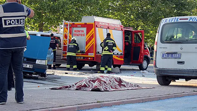 Konya'da zincirleme kazada savrulan otomobil tıra çarptı: 1 ölü