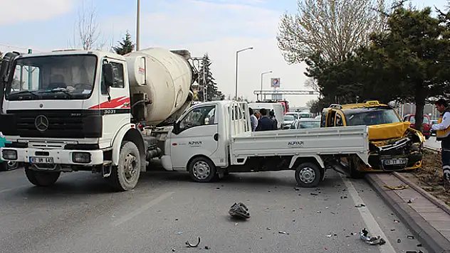 Konya'da zincirleme trafik kazası