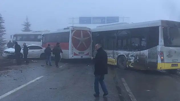 Konya'da zincirleme trafik kazası : 40 araç birbirine girdi