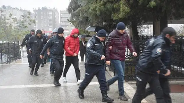 Konya dahil 13 ilde FETÖ'ye operasyon