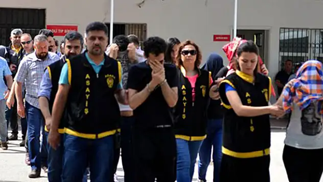 Konya dahil 13 ildeki eskort sitelerine operasyonda 18 tutuklama