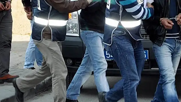 Konya dahil 4 ilde 'Referandum' operasyonu! 24 gözaltı