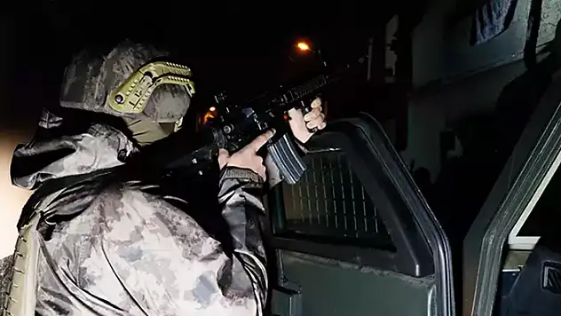 Konya dahil 45 ilde zehir tacirlerine operasyon: 320 gözaltı