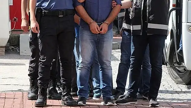 Konya dahil 47 ildeki eş zamanlı FETÖ operasyonunda 208 şüpheliye gözaltı