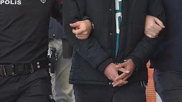 Konya dahil 8 ilde düzenlenen borsa manipülatörlerine yönelik operasyonlarda gözaltı 21'e yükseldi