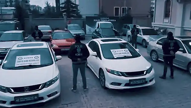 Konya dahil 'Change araç' şebekelerine yönelik operasyonlarda 35 şüpheli yakalandı