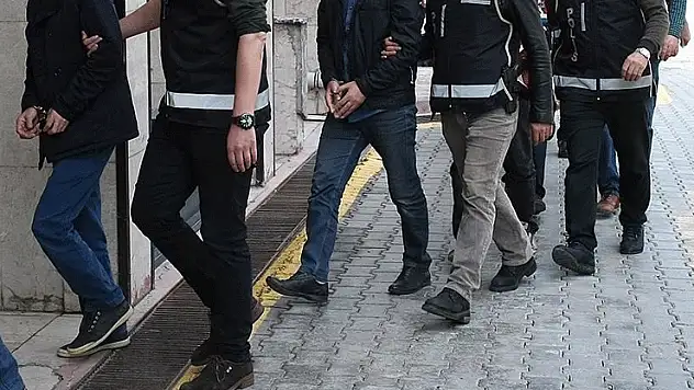 Konya dahil FETÖ'ye yönelik devam eden operasyonlarda 25 kişi tutuklandı