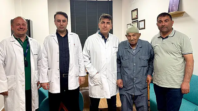 Konya'daki 84 yaşındaki hasta tarihe geçti! Dünya çapında bir mucize