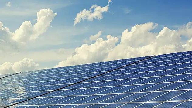 Konya'daki güneş santrali elektrik üretimine başlayacak