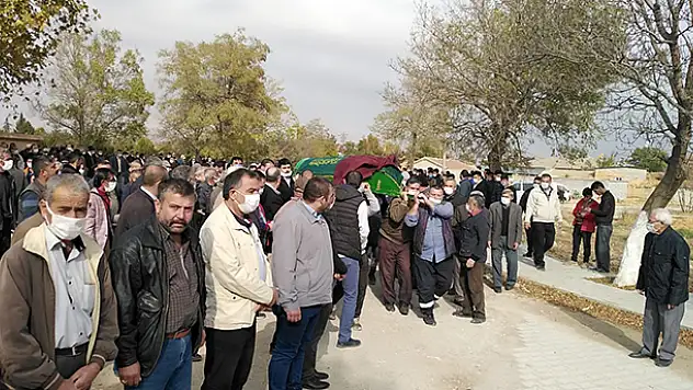 Konya'daki kazada ölen muhtarın cenazesi toprağa verildi