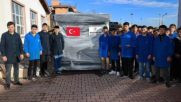 Konya'daki Kılıçarslan Borsa İstanbul Mesleki ve Teknik Anadolu Lisesi, Romanya'ya fırın ekipmanı ihraç ediyor