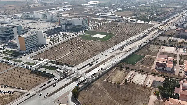 Konya'daki köprülü kavşak çalışmaları hız kesmeden devam ediyor!