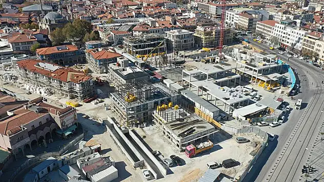 Konya'daki Mevlana Çarşısı ve Altın Çarşı'da tarihi dönüşüm sürüyor
