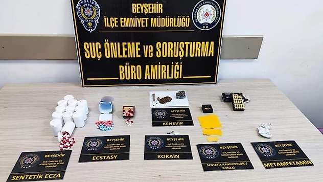 Konya'daki o evden hem zehir hem cephanelik çıktı!