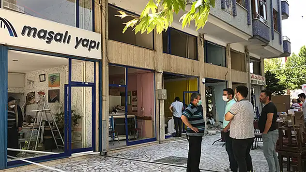 Konya'daki patlama sonrası zarar gören dükkan ve evlerde çalışmalar sürüyor