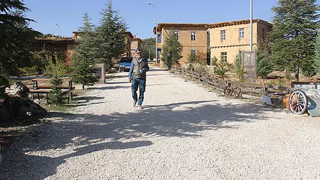 Konya'daki sanatçı köyündeki etkinlikler pandemide de sürüyor
