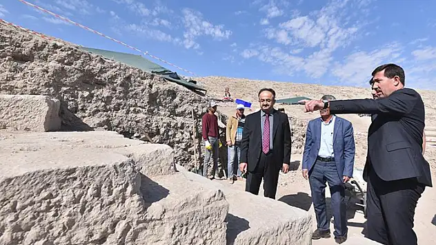 Konya'daki Savatra Antik Kenti'nde kazılar devam ediyor
