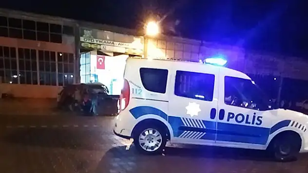 Konya'daki silahı kavgada işyerleri zarar gördü