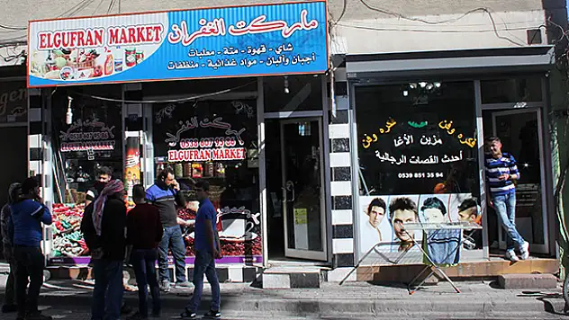 Konya'daki Suriyeli mülteciler savaşın bitmesini bekliyor