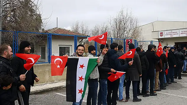 Konya'daki Suriyelilerden harekata katılma başvurusu!