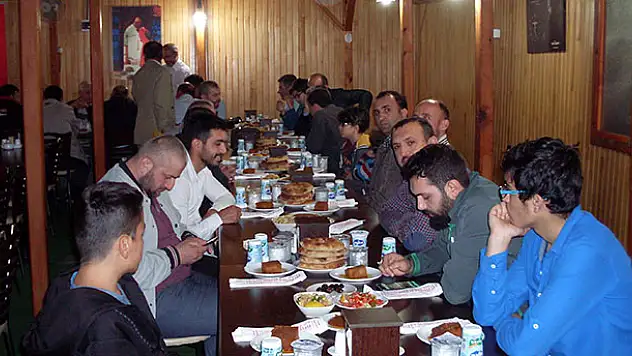 Konya'daki Trabzonlular iftarda buluştu