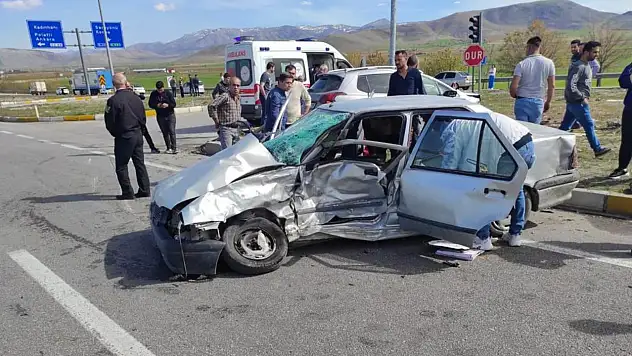 Konya'daki trafik kazalarında 9 kişi yaralandı