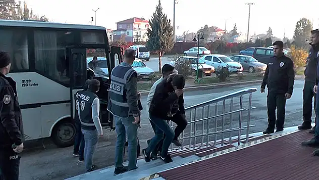 Konya'daki uyuşturucu operasyonuna 11 tutuklama