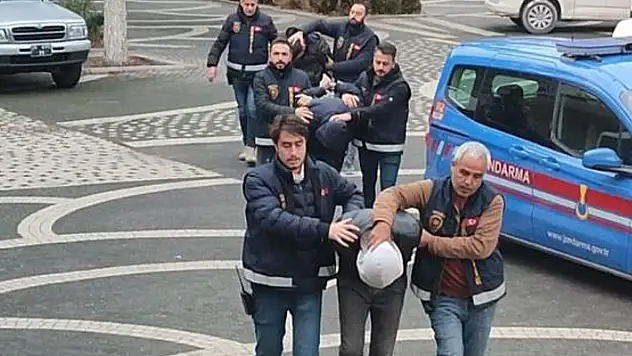 Konya'daki uyuşturucu operasyonunda 3 kişi tutuklandı

