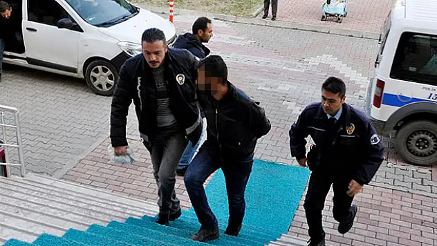 Konya'daki uyuşturucu operasyonunda 5 kişi tutuklandı