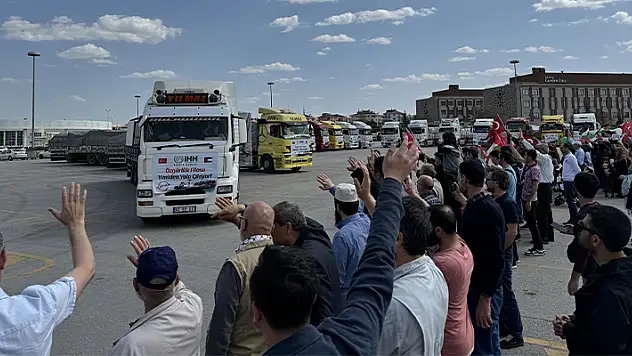 Konya'dan Gazze'ye 22 yardım tırı gönderildi
