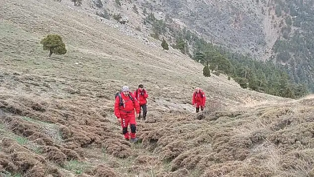 Konya'dan gittiği Mersin'de kaybolan yaşlı adam için arama çalışması 3'üncü gününde
