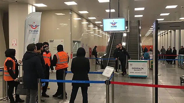 Konya'dan İstanbul'a giden Yüksek hızlı trende koronavirüs paniği