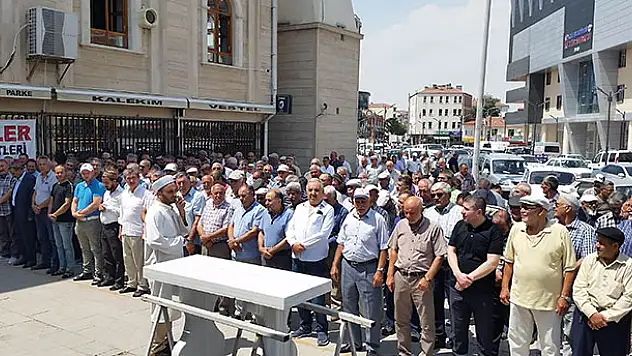 Konya'dan kutsal topraklara giden yaşlı kadın hayatını kaybetti