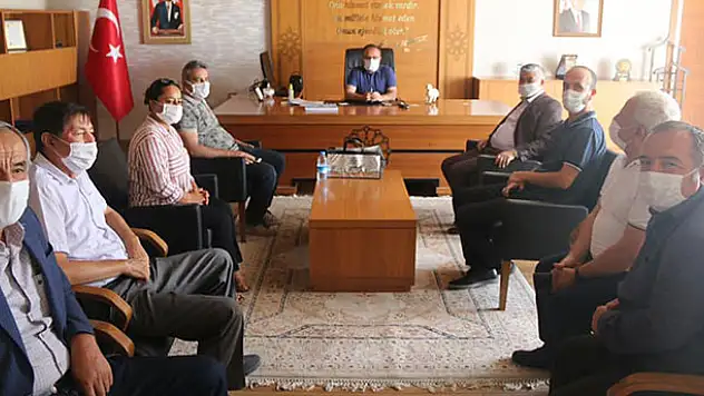 Konya'dan öğretim üyeleri Kaymakam Nayman'ı ziyaret etti